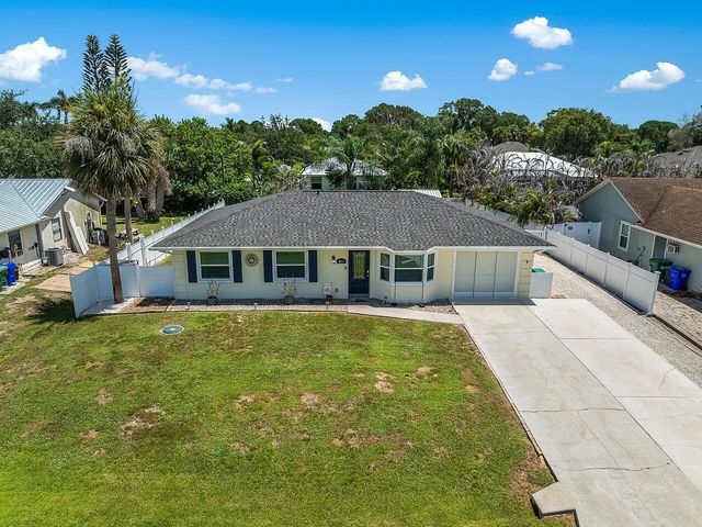 867 Clearmont Street, Sebastian