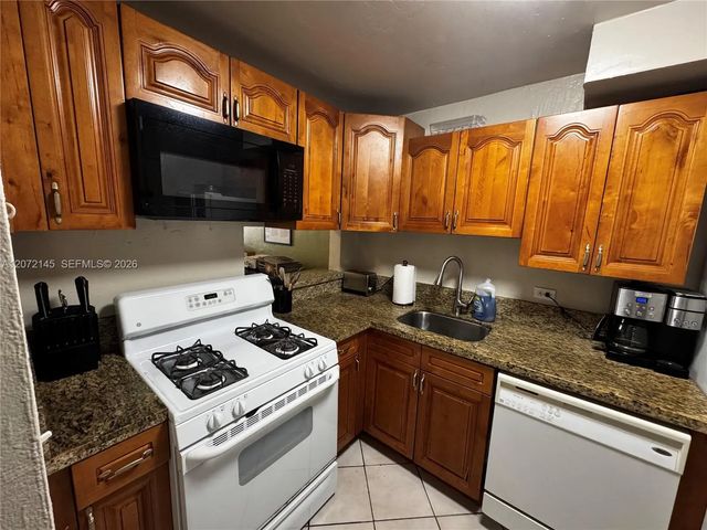 4 of 26 - 6900 N Kendall Drive #a403, Pinecrest, FL