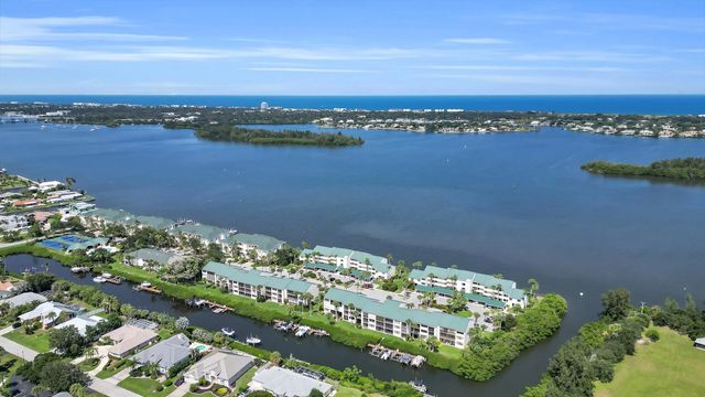 2 of 42 - 1845 Tarpon Lane #g304, Vero Beach, FL