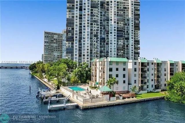 2201 Brickell Avenue #96, Miami