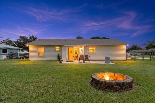 2 of 30 - 1154 Se Preston Lane, Port St. Lucie, FL