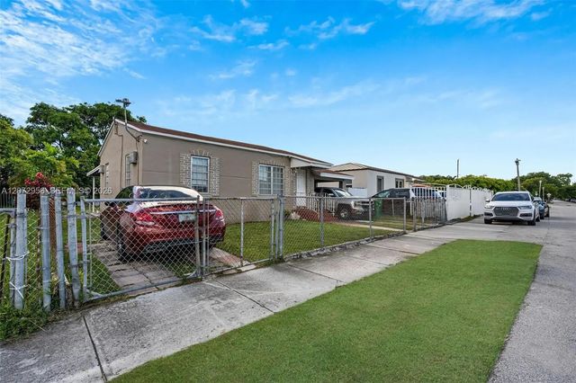 3 of 35 - 2364 Sw 14th Street, Miami, FL