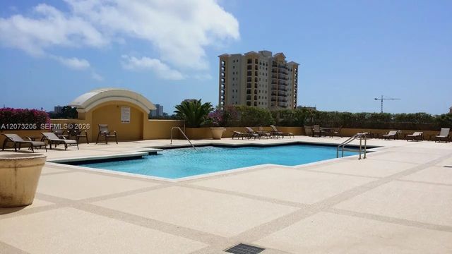 4 of 10 - 50 Menores Avenue #802, Coral Gables, FL