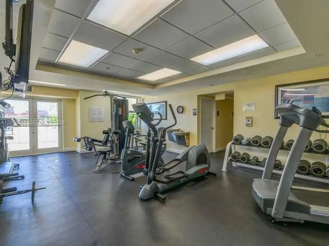 5 of 10 - 50 Menores Avenue #802, Coral Gables, FL