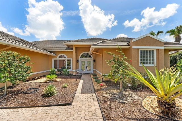 2 of 68 - 4084 Sw Gleneagle Circle, Palm City, FL