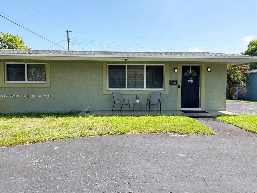 7810 Nw 11th Court, Pembroke Pines