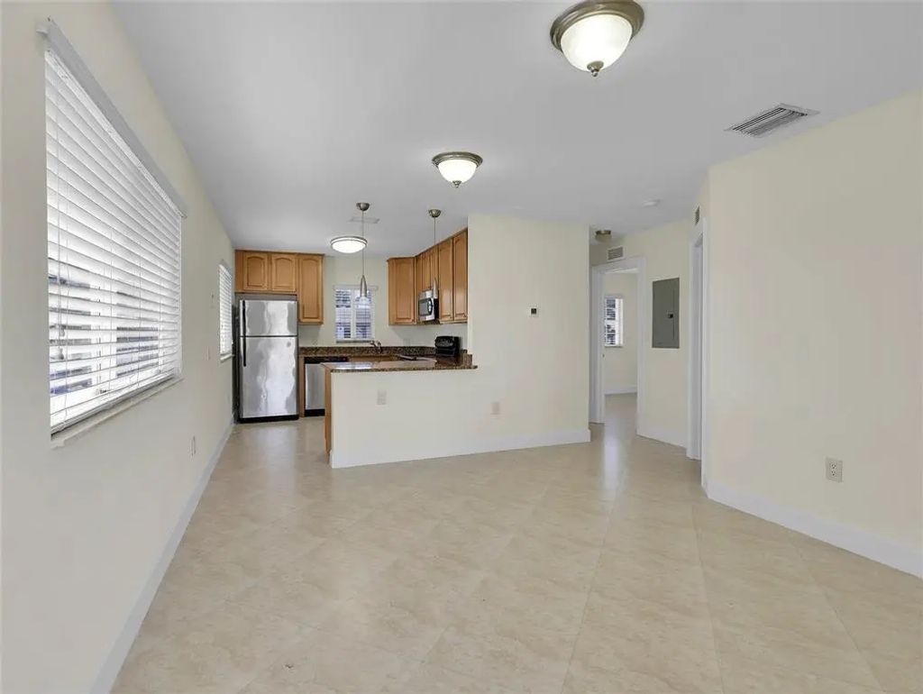 410 Sw 15th Street #207, Pompano Beach