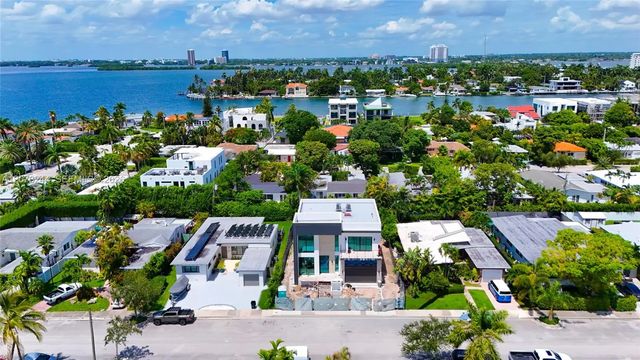 4 of 22 - 7516 Bounty Avenue, North Bay Village, FL