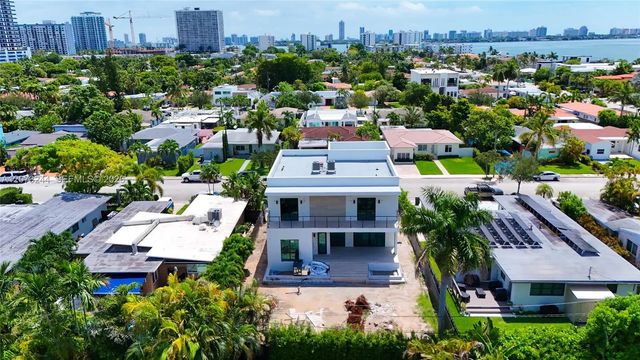 5 of 22 - 7516 Bounty Avenue, North Bay Village, FL