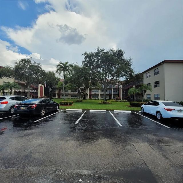 3 of 38 - 151 Sw 134th Way #212n, Pembroke Pines, FL