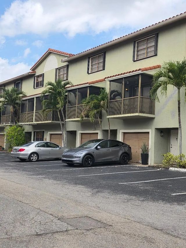 2 of 8 - 9872 Hammocks Boulevard #105-51, Miami, FL