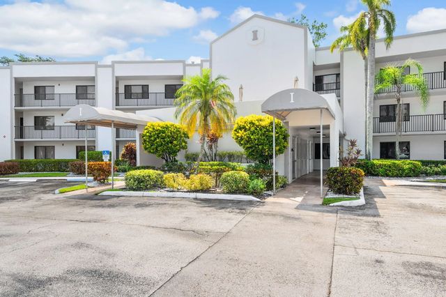 10837 W Clairmont Circle #208, Tamarac