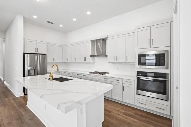5 of 30 - 2157  Se Mosaic Boulevard, Port St. Lucie, FL