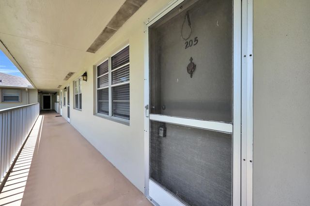3 of 24 - 15 Lake Vista Trail #205, Port St. Lucie, FL