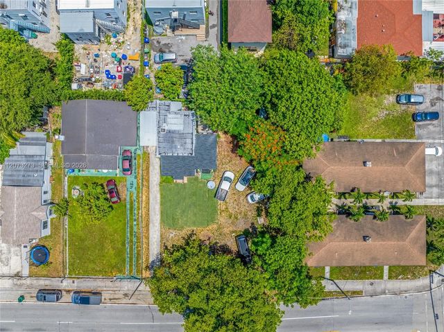 2900 Nw 10th Avenue, Miami