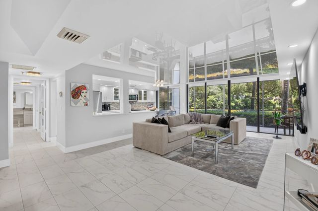 20090 Boca West Drive #317, Boca Raton