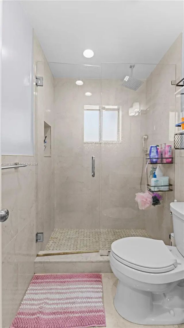 4 of 15 - 19300 Nw 45th Avenue, Miami Gardens, FL