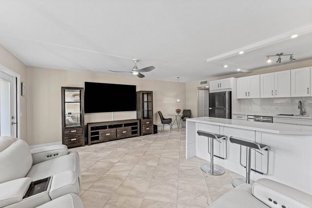 1015 Berkshire A, Deerfield Beach
