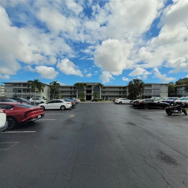 2 of 63 - 1001 Hillcrest Court #215, Hollywood, FL