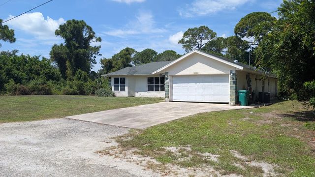 2501 Iroquois Avenue, Fort Pierce