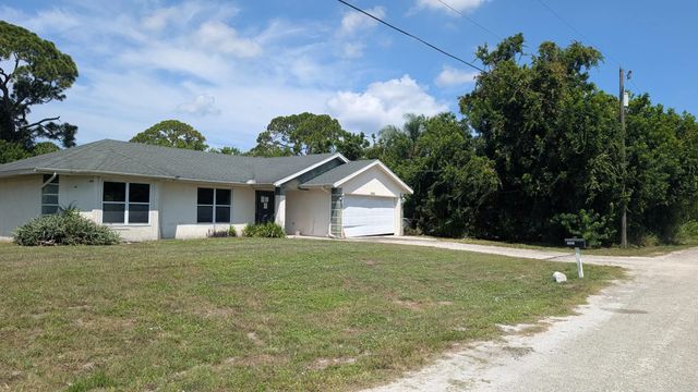 2 of 18 - 2501 Iroquois Avenue, Fort Pierce, FL