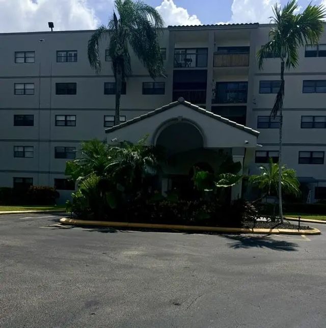 3 of 13 - 701 Nw 19th Street #512, Fort Lauderdale, FL