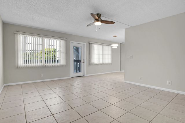 3 of 28 - 250 Richmond F #250, Deerfield Beach, FL