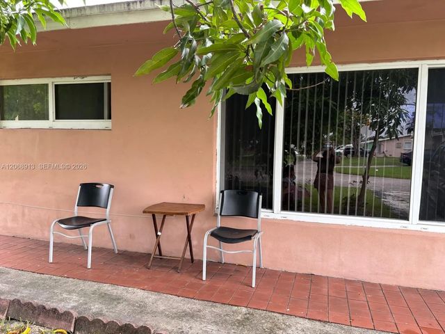 3 of 18 - 2745 Nw 69th Avenue, Sunrise, FL