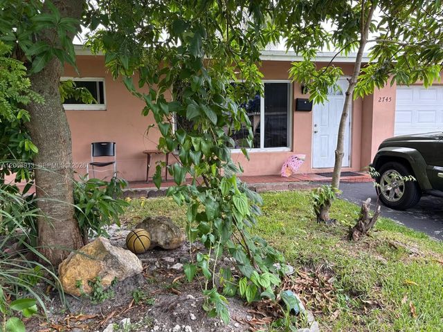 4 of 18 - 2745 Nw 69th Avenue, Sunrise, FL