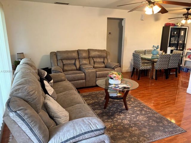 5 of 18 - 2745 Nw 69th Avenue, Sunrise, FL
