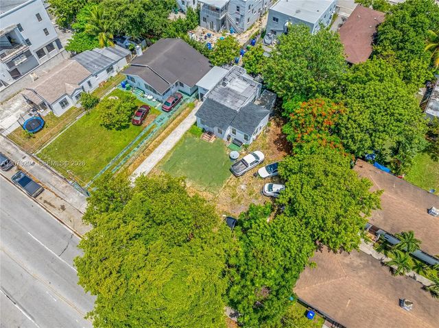 4 of 28 - 1027 Nw 29th Street, Miami, FL