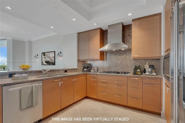 4 of 23 - 10295 Collins Avenue #804, Bal Harbour, FL