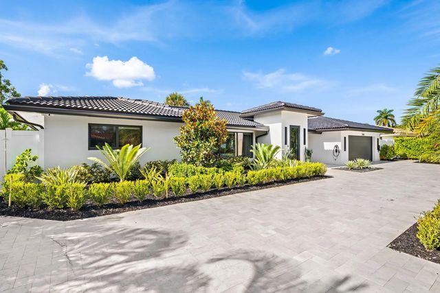 3 of 30 - 2648 Ne 34th Street, Fort Lauderdale, FL