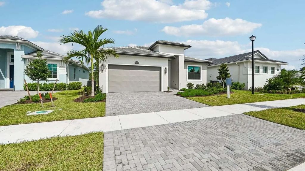 13566 Se Grovewood Drive, Port St. Lucie