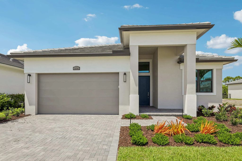 13761 Se Blackwood Drive, Port St. Lucie