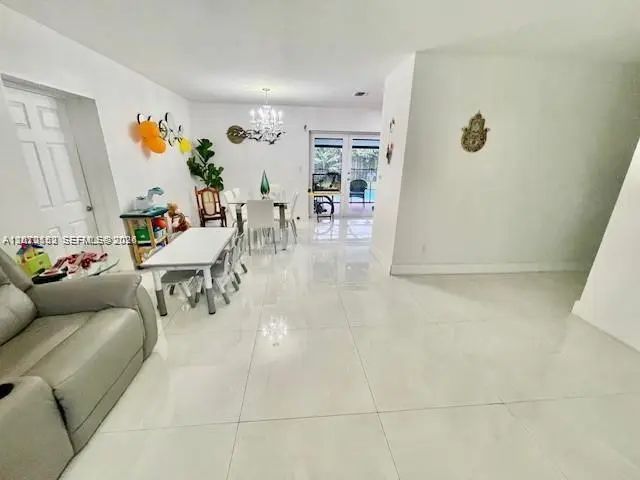 4 of 29 - 10891 N Snapper Creek Drive, Miami, FL