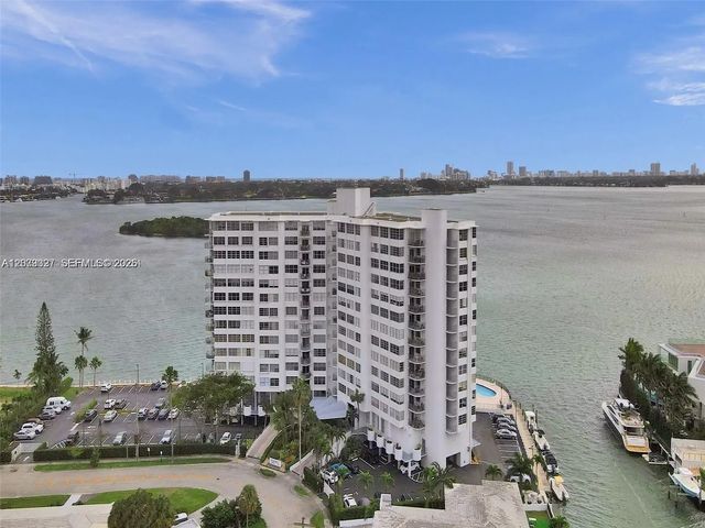 11930 N Bayshore Drive #1407, North Miami