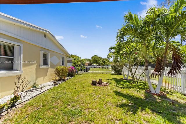 4751 Sw 31st Drive, West Park