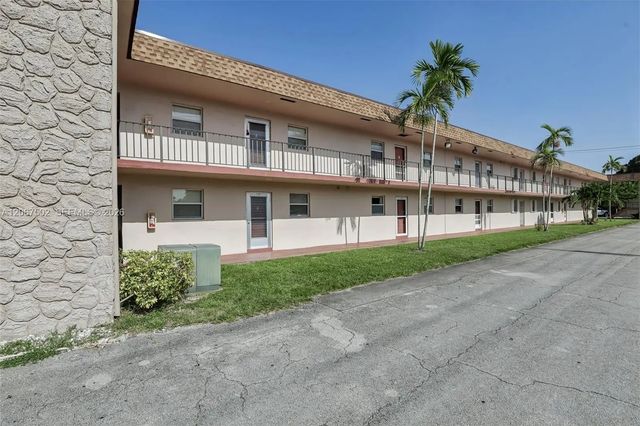 200 Bonnie Boulevard #128, Palm Springs