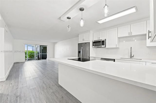 222 N Federal Highway #115, Deerfield Beach