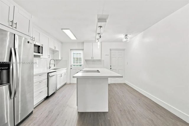 3 of 35 - 222 N Federal Highway #115, Deerfield Beach, FL