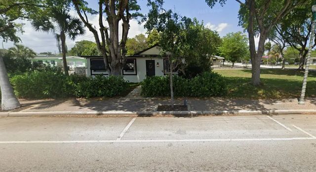 2 of 7 - 1107 W Atlantic Avenue, Delray Beach, FL