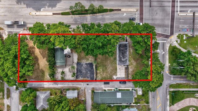 4 of 7 - 1107 W Atlantic Avenue, Delray Beach, FL