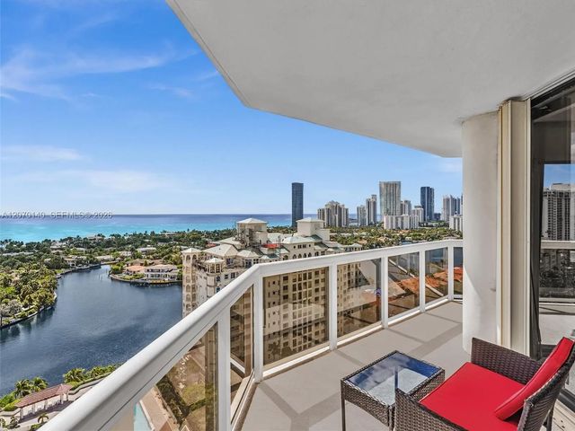 2 of 68 - 20185 E Country Club Drive #2101, Aventura, FL