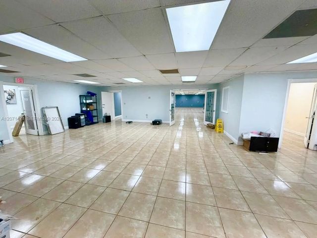 2 of 99 - 120 Sw 70th Avenue, Pembroke Pines, FL