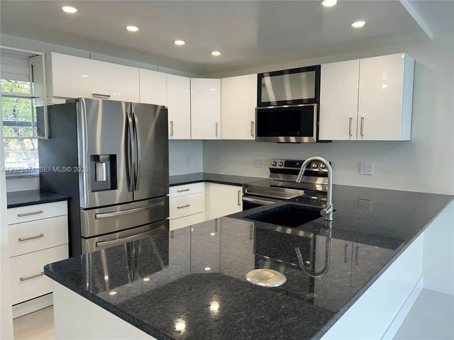 4 of 36 - 3550 Ne 169th Street #304, North Miami Beach, FL