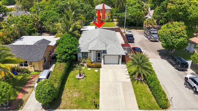 3 of 44 - 901 S M Street, Lake Worth Beach, FL