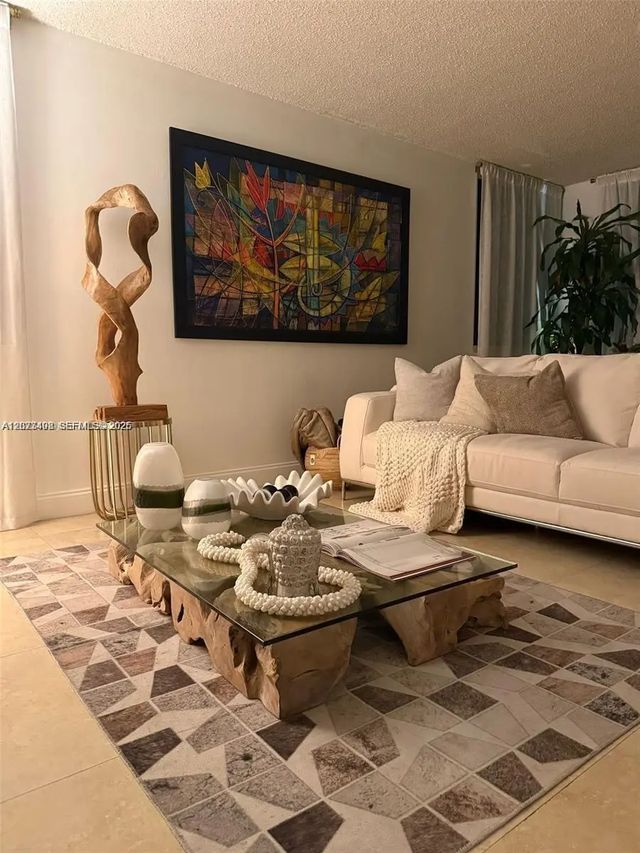 4 of 29 - 850 N Miami Avenue #w-708, Miami, FL