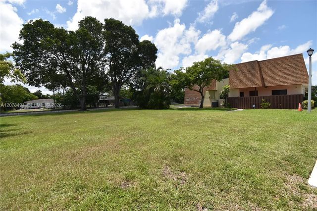 134 San Remo Boulevard, North Lauderdale