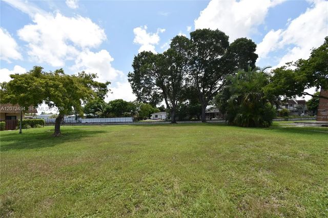 3 of 11 - 134 San Remo Boulevard, North Lauderdale, FL